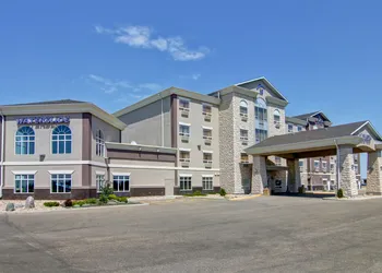 Moosomin Canalta hotel thumbnail 3