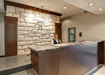 Moosomin Canalta hotel thumbnail 4