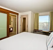Springhill Suites Mobile hotel detail image 3