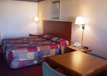 Garden Inn & Suites hotel thumbnail 2