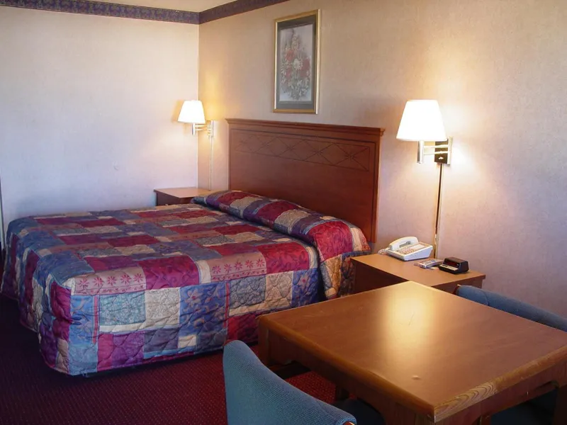 Garden Inn & Suites hotel detail image 2