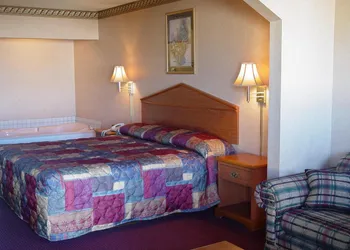 Garden Inn & Suites hotel thumbnail 3