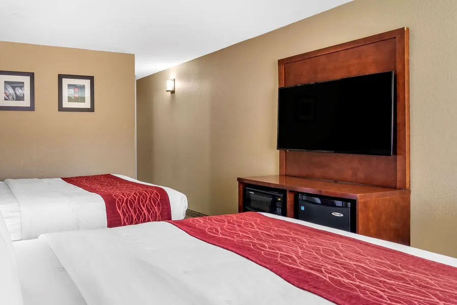 Comfort Inn & Suites Leeds I-20 hotel detail image 2