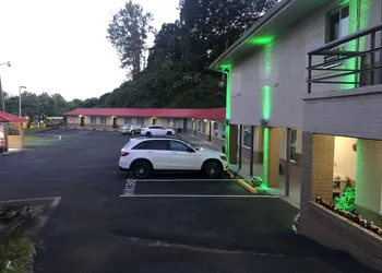 Ellijay Inn hotel thumbnail 4