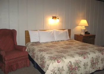 Valley Inn hotel thumbnail 8