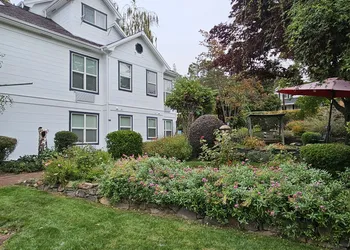 Inn at 161 hotel thumbnail 4