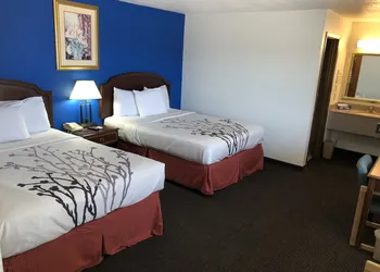 Greensburg Inn hotel thumbnail 2