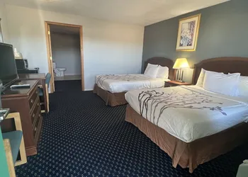 Greensburg Inn hotel thumbnail 7