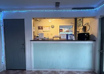 American Inn Motel hotel thumbnail 8
