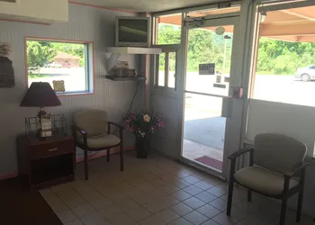 Daniel Boone Motor Inn hotel thumbnail 7