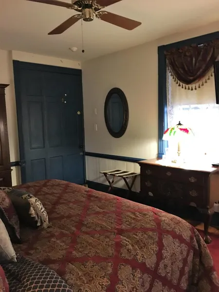 Parsonage Inn hotel detail image 6