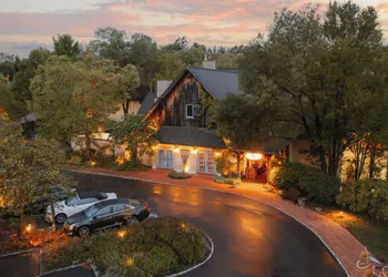 Mirbeau Inn and Spa hotel thumbnail 2