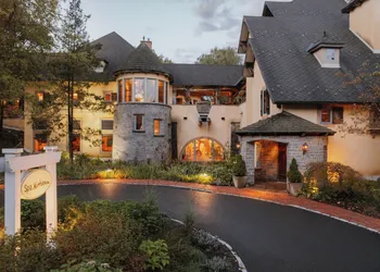Mirbeau Inn and Spa hotel thumbnail 7