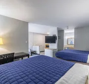 Freer Executive Inn and Studios hotel detail image 5