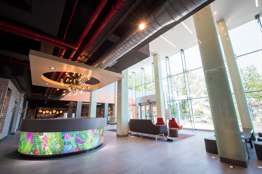 Aloft New York LaGuardia Airport hotel detail image 6