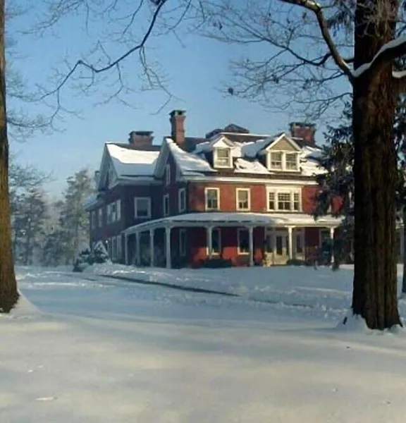Cameron Estate Inn & Restaurant hotel detail image 2