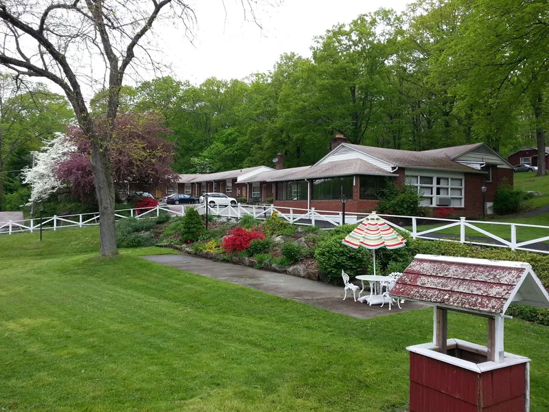 Heidi's Inn hotel detail image 6