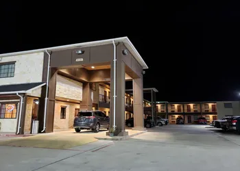 Lux Inn and Suites hotel thumbnail 4