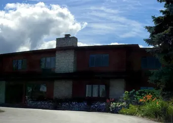 Open Hearth Lodge hotel thumbnail 2