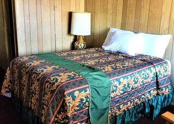 Town House Motor Inn hotel thumbnail 3