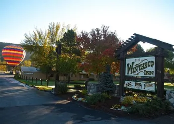 Winthrop Inn hotel thumbnail 5