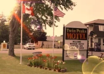 Twin Peaks Motel hotel thumbnail 2