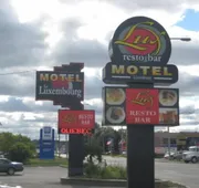 Hotel & Motel le Luxembourg hotel detail image 3