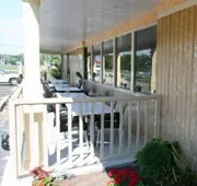 Wainfleet Motel & Restaurant hotel detail image 5