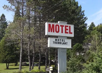 Motel Tremblant hotel thumbnail 2