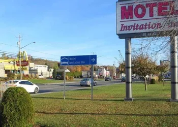 Motel Invitation hotel thumbnail 7