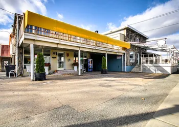 Motel Bellefeuille hotel thumbnail 6