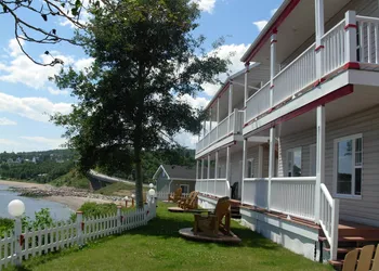 Motel Les Chalets Bo-Fleuve hotel thumbnail 4