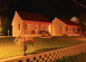 Motel Les Chalets Bo-Fleuve hotel thumbnail 6