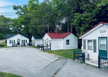 MacKenzie's Motel & Cottages hotel thumbnail 6