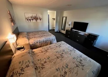 Kirkfield Motor Hotel hotel thumbnail 8