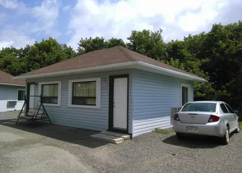 Best Inn Motel hotel thumbnail 3