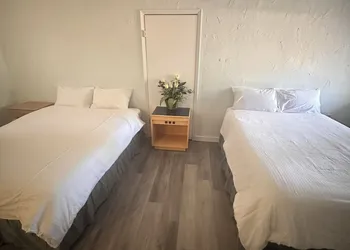 Beach Front Resort hotel thumbnail 6