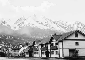 Stork Nest Inn hotel thumbnail 3