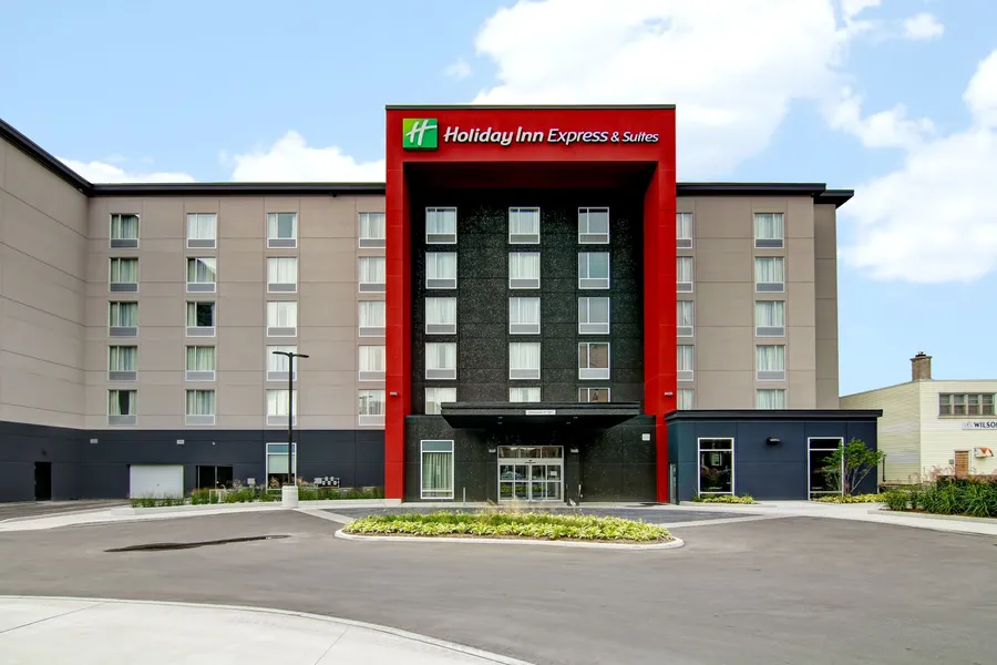 Holiday Inn Express & Suites Oshawa Downtown - Toronto Area by IHG hotel detail image 6
