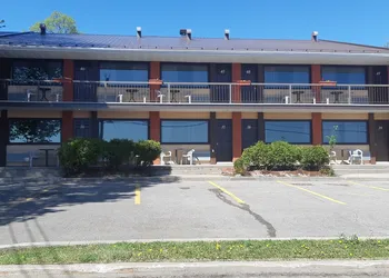 Motel Castille hotel thumbnail 4