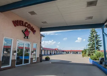 Canadian Motel North Battleford hotel thumbnail 4