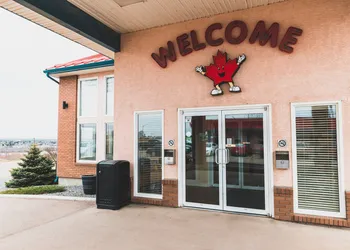 Canadian Motel North Battleford hotel thumbnail 8