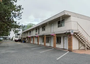 Beachside Motel hotel thumbnail 3