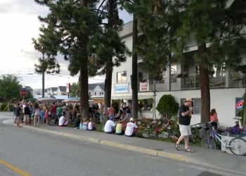 Beachside Motel hotel thumbnail 4