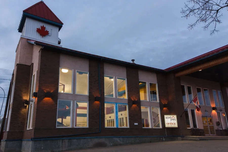 BCMInns Peace River hotel detail image 2