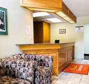 Econo Lodge hotel detail image 5
