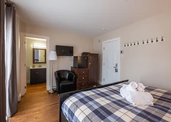 Auberge Sauvignon hotel thumbnail 8