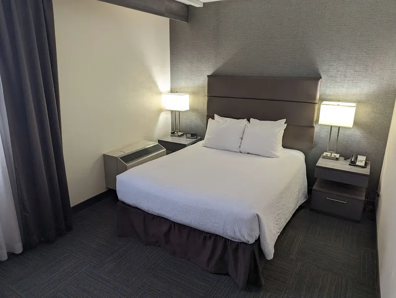 Best Western Plus Toronto Airport Hotel hotel detail image 6