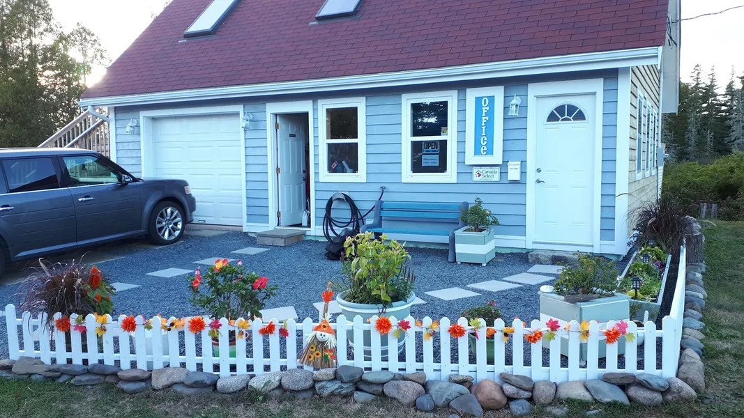 Atlantic View Motel and Cottages hotel detail image 2