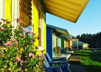 Atlantic View Motel and Cottages hotel thumbnail 5